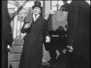 Welles. citizen kane. opening news reel animated gif