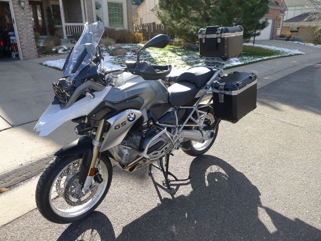 MotorcyclePic-2640x480_zps900006ee.jpg