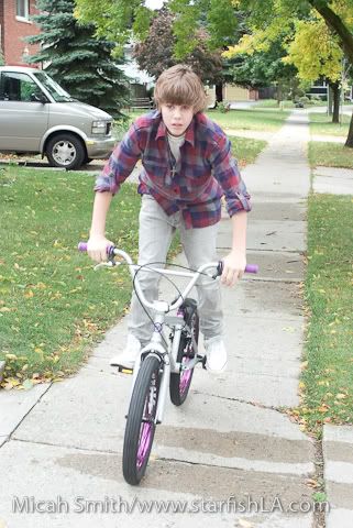 Justin Bieber Pictures, Images and Photos