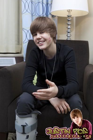 Justin Bieber Pictures, Images and Photos
