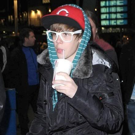 Justin Bieber Pictures, Images and Photos