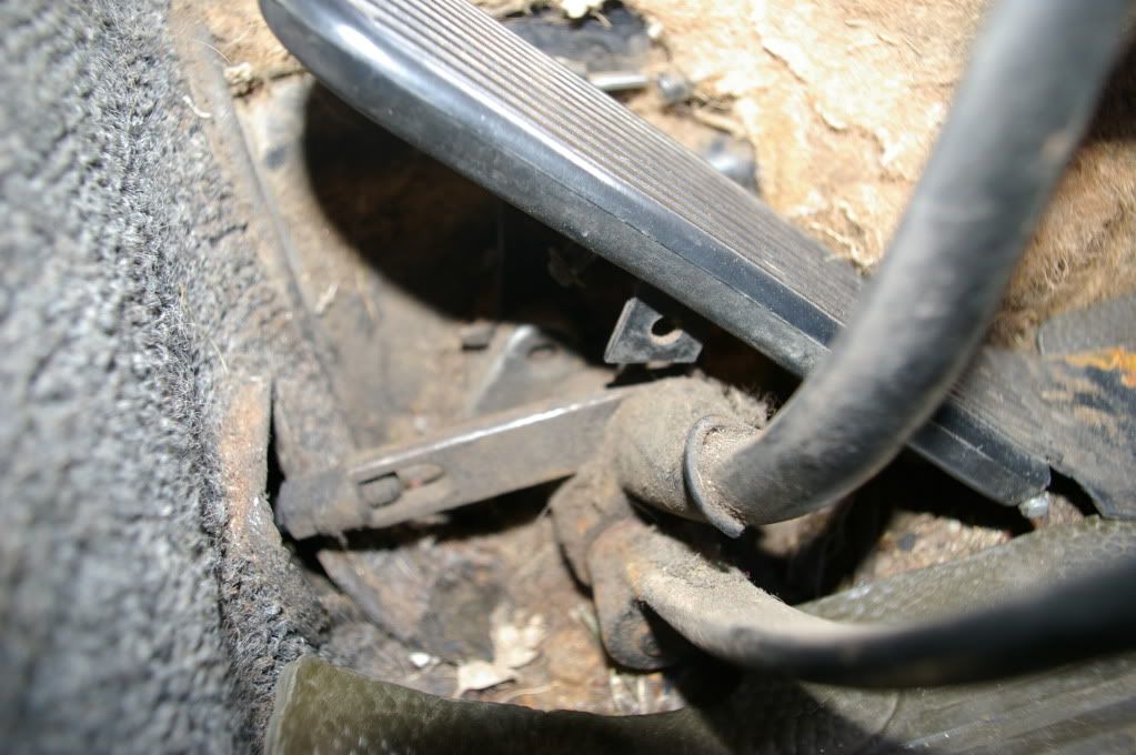 General Karmann Ghia Throttle Cable Snapped? Volkszone Forum