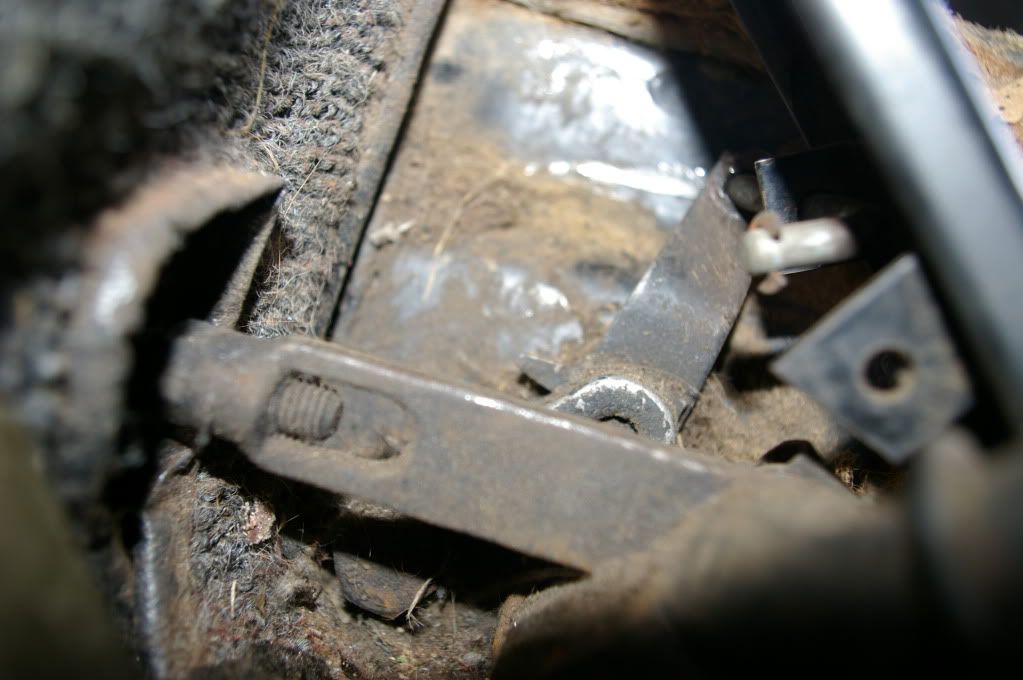 General Karmann Ghia Throttle Cable Snapped? Volkszone Forum