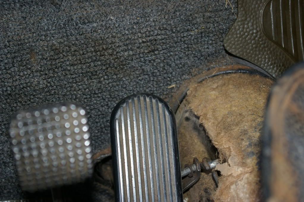 General Karmann Ghia Throttle Cable Snapped? Volkszone Forum