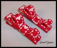 Red & White Heart Mini Bow Clippies