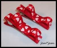 Red & White Heart Mini Bow Clippies
