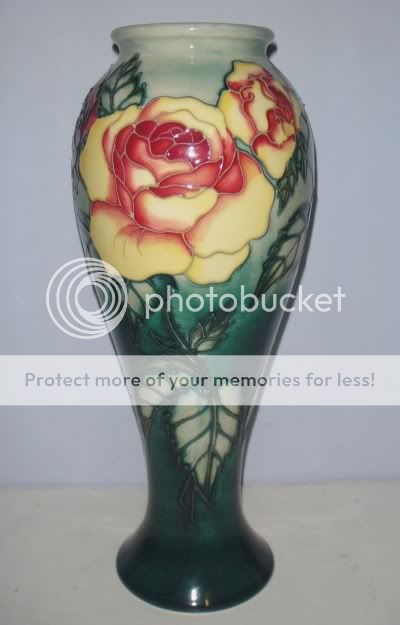 Superb MOORCROFT 11 Inch ROSE Vase   Limited Edition 1993  