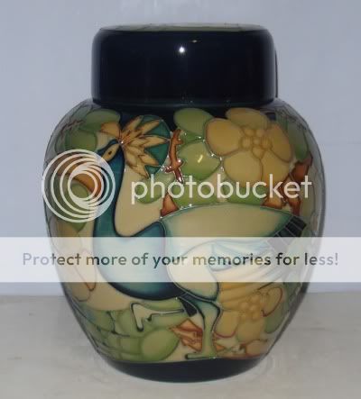 Excellent MOORCROFT Ginger Jar   BLACKWELL by Nicola Slaney  