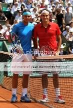 roger federer pose wtih rafael nadal 2011 french open final before game start